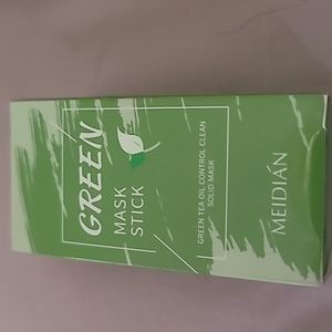 GREEN TEA CLAY MASK- REMOVE IMPURITIES FROM SKIN